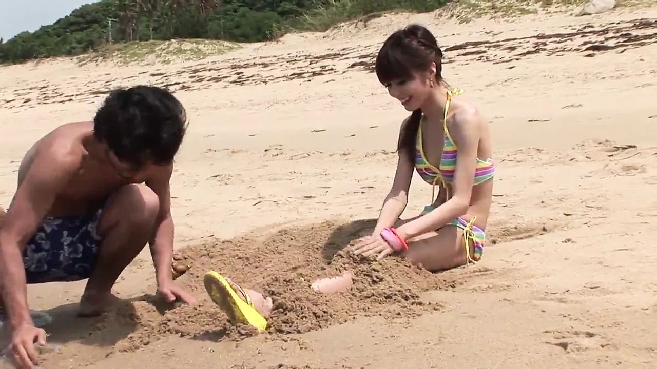 Video sex ML di pantai jepang